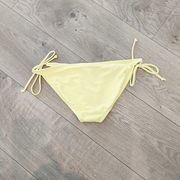 Xhilaratio bikini bathing suit bottom yellow small - Picture 3 of 4